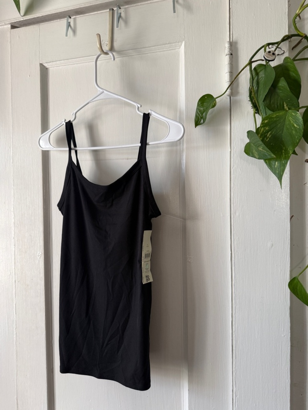 No Boundaries size M NEW Black Spaghetti Strap Cami Tank Top